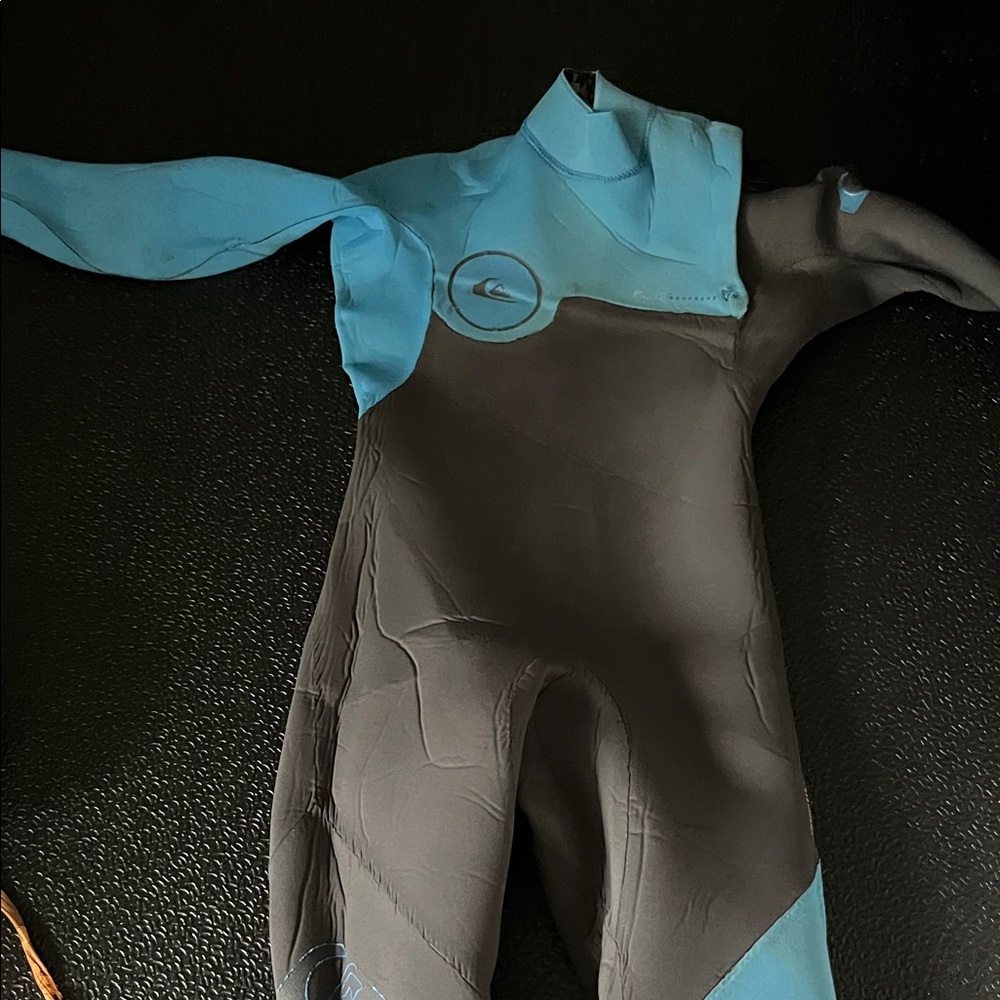 Quiksilver Kids Wetsuit - Blue and Black